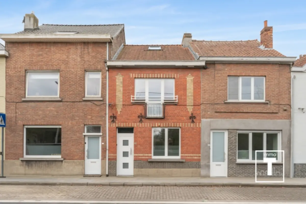 Appartementsgebouw te  koop in Merelbeke 9820 974000.00€ 8 slaapkamers 399.00m² - Zoekertje 715483