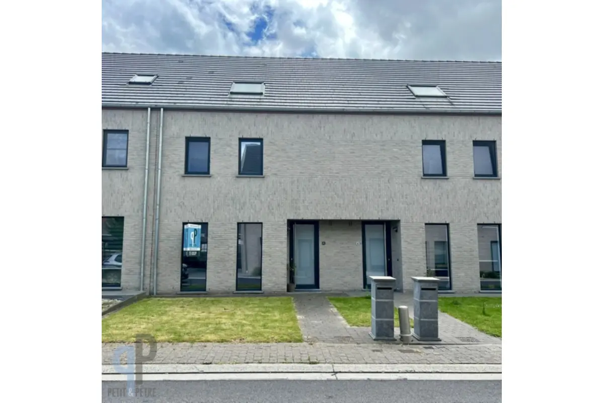 Huis te  koop in Zottegem 9620 406000.00€ 4 slaapkamers 155.00m² - Zoekertje 715510