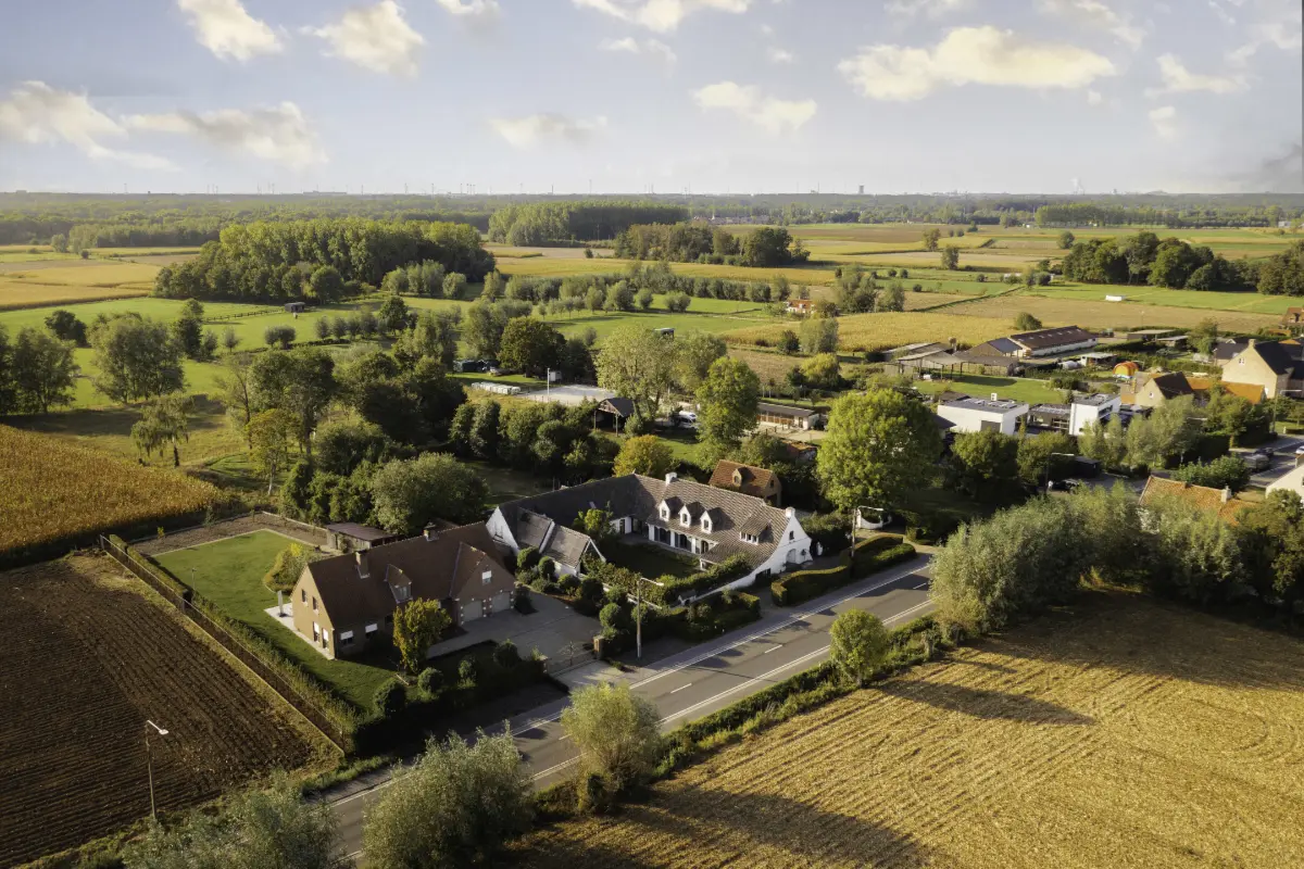 Villa te  koop in Laarne 9270 1850000.00€ 7 slaapkamers 800.00m² - Zoekertje 714732