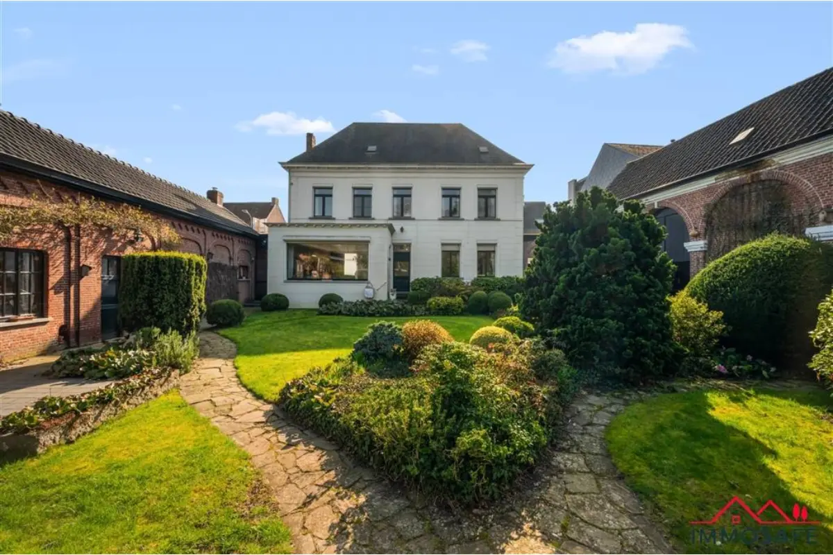 Huis te  koop in Berlare 9290 949000.00€ 4 slaapkamers 398.00m² - Zoekertje 717828