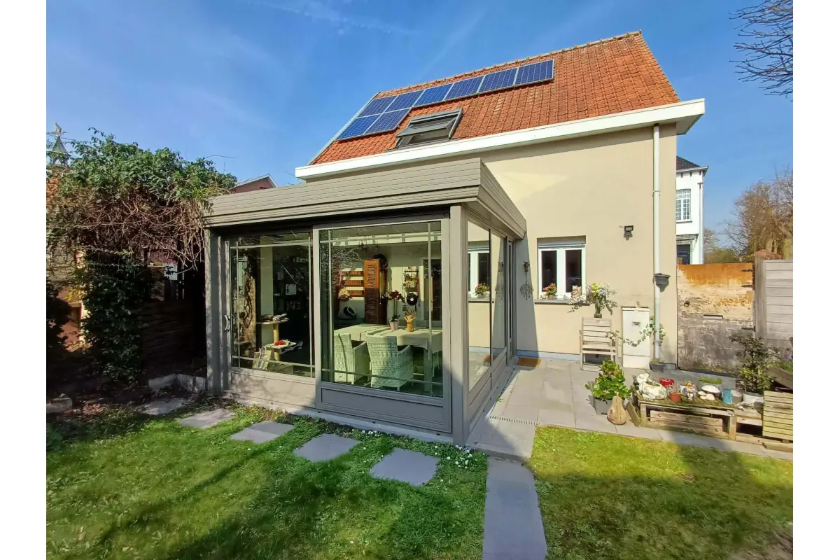 Huis te  koop in Nieuwkerken-Waas 9100 320000.00€ 3 slaapkamers m² - Zoekertje 718587