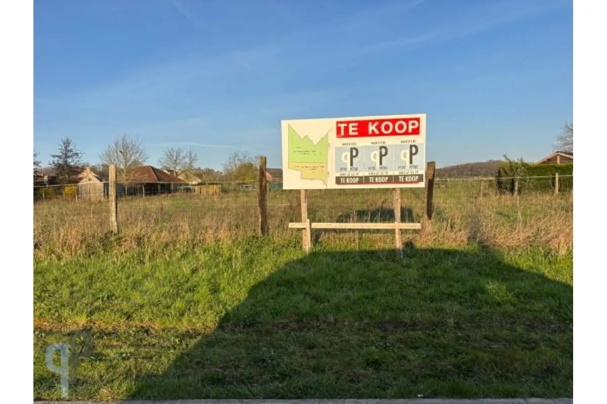 Grond te  koop in Oosterzele 9860 210000.00€  slaapkamers m² - Zoekertje 719190