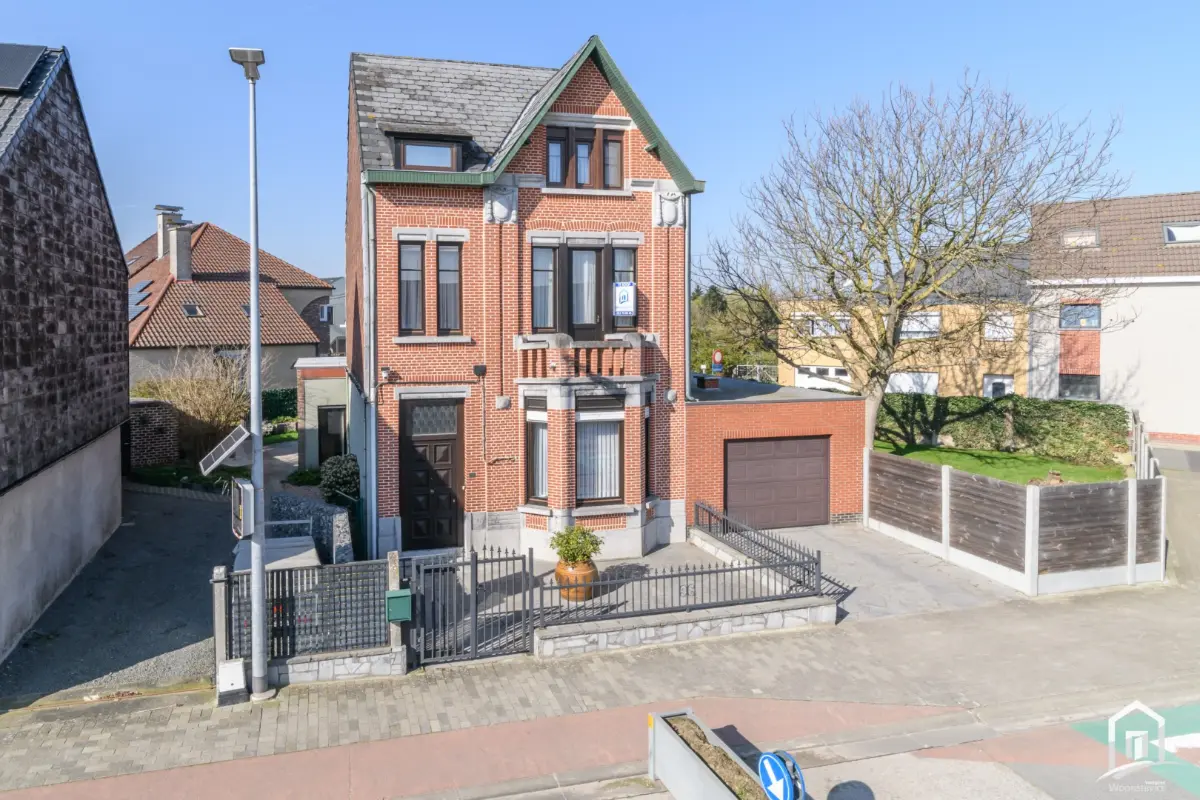 Huis te  koop in Haaltert 9450 449000.00€ 4 slaapkamers m² - Zoekertje 719186