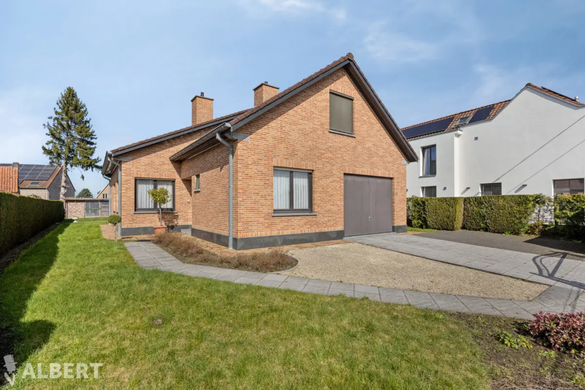 Bungalow te  koop in Serskamp 9260 399000.00€ 2 slaapkamers 159.00m² - Zoekertje 719679