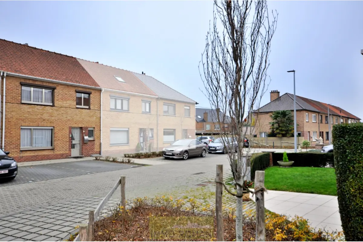 Appartementsgebouw te  in Oudenaarde 9700 232000.00€ 3 slaapkamers 125.00m² - Zoekertje 719999