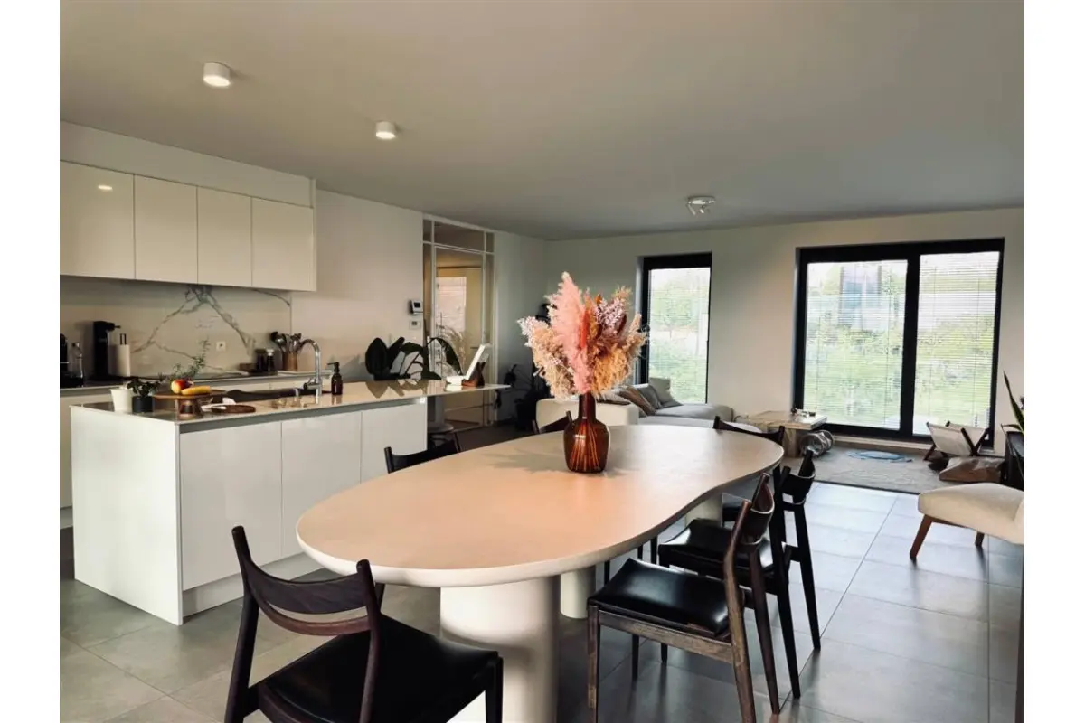 Appartement te  huur in Beveren-Waas 9120 990.00€ 2 slaapkamers 109.00m² - Zoekertje 719674
