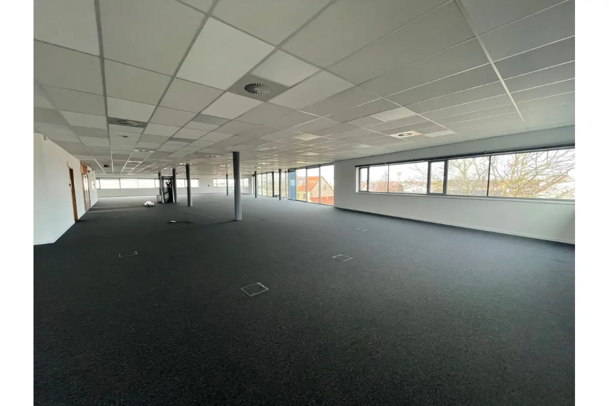 Huis te  koop in Melle 9090 0.00€  slaapkamers 3575.00m² - Zoekertje 721680