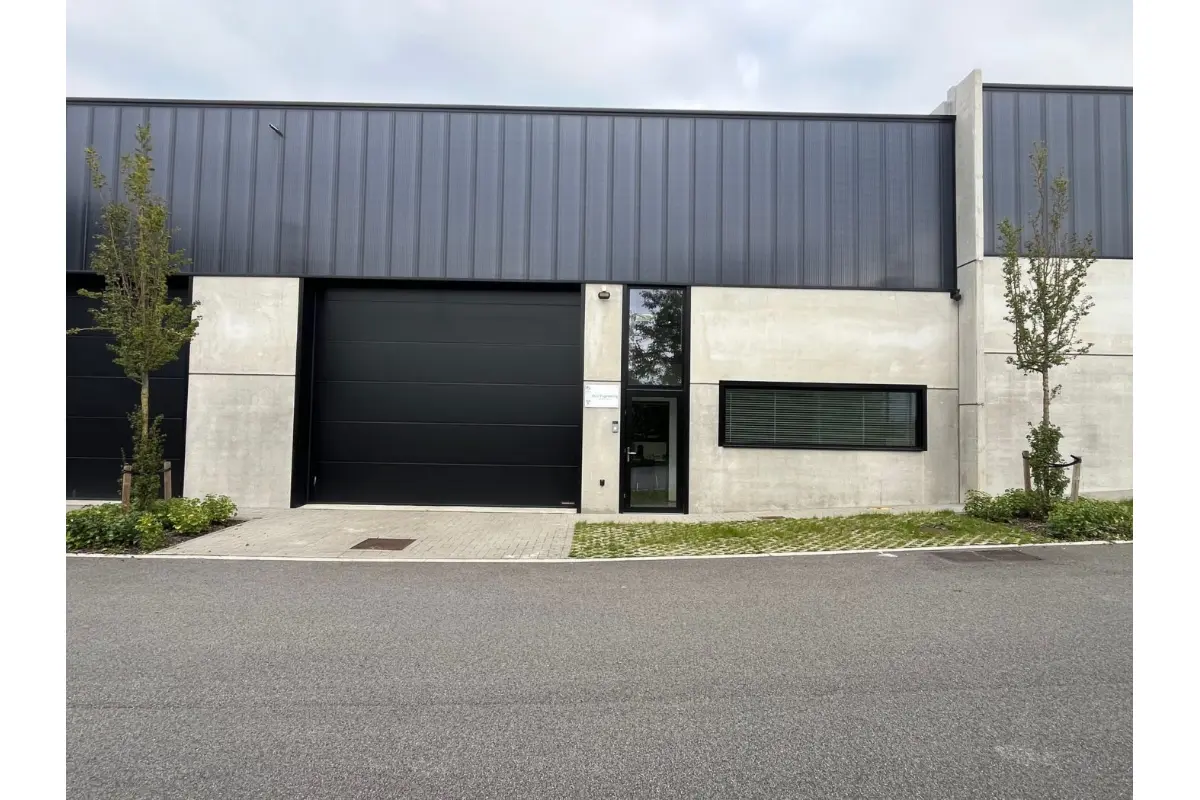 Handelszaak te  huur in Dendermonde 9200 2400.00€  slaapkamers 380.00m² - Zoekertje 721661