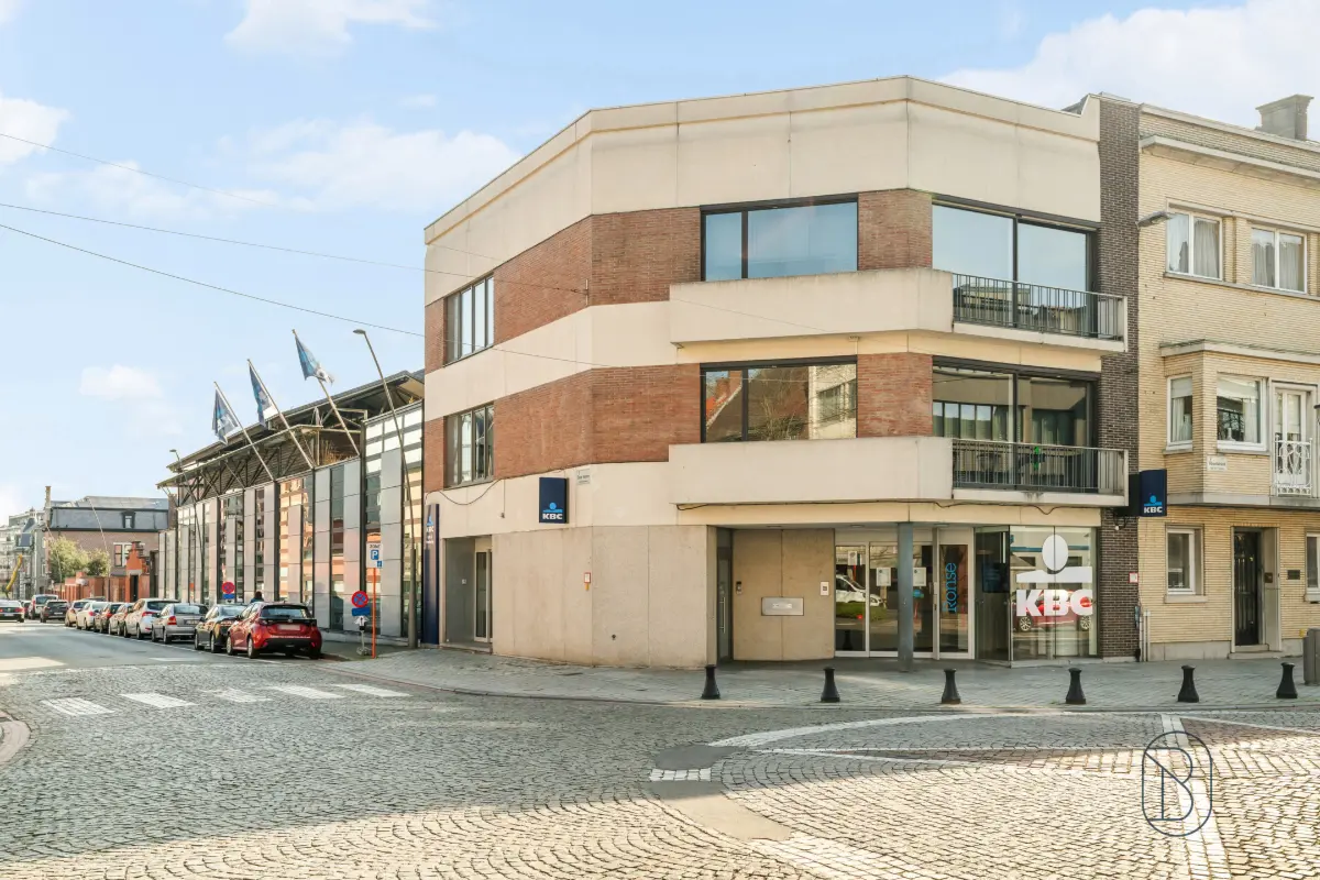 Duplex te  koop in Ronse 9600 510000.00€ 4 slaapkamers 260.00m² - Zoekertje 721092