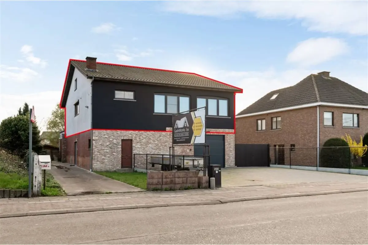 Duplex te  koop in Sinaai-Waas 9112 449000.00€ 4 slaapkamers 297.00m² - Zoekertje 722036