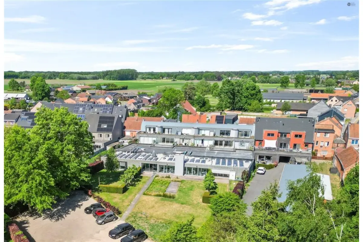 Huis te  koop in Stekene 9190 0.00€ 20 slaapkamers 2000.00m² - Zoekertje 721972