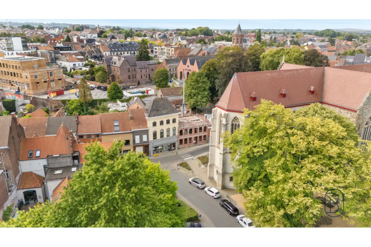 Bouwgrond te  koop in Ronse 9600 450000.00€  slaapkamers m² - Zoekertje 724683