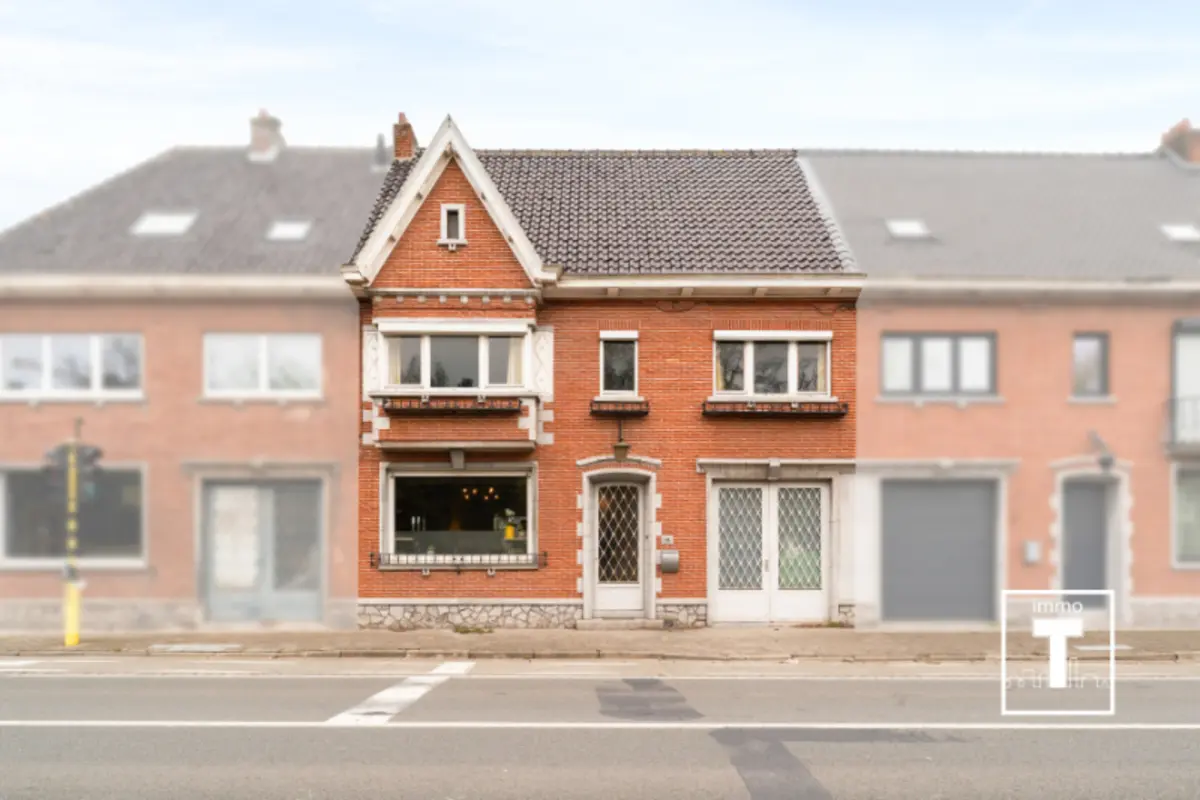 Huis te  koop in Kalken 9270 325000.00€ 4 slaapkamers 265.00m² - Zoekertje 725167