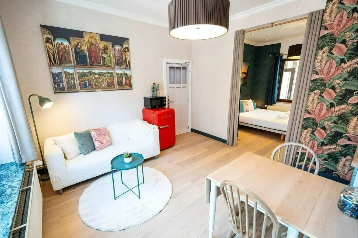 Appartement te  huur in Gent 9000 2487.00€ 1 slaapkamers 34.00m² - Zoekertje 766480