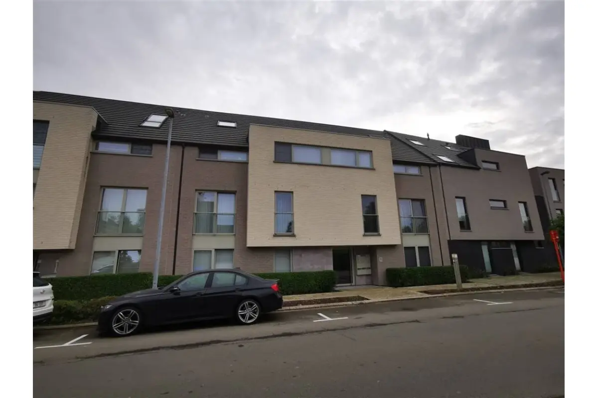 Appartement te  huur in Denderwindeke 9400 960.00€ 2 slaapkamers 102.00m² - Zoekertje 747531
