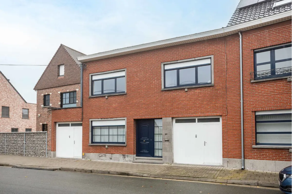 Huis te  koop in Hofstade 9308 379500.00€ 3 slaapkamers 180.00m² - Zoekertje 729827