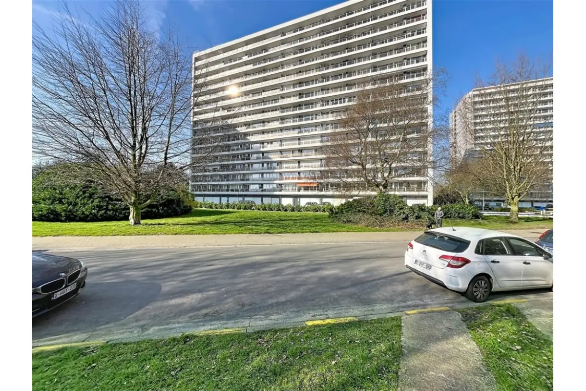 Appartement te  koop in Sint-Niklaas 9100 169000.00€ 2 slaapkamers 89.00m² - Zoekertje 730104