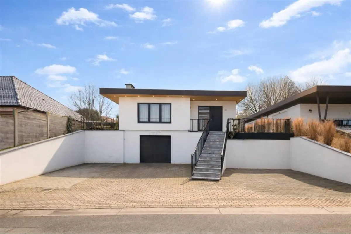 Handelszaak te  koop in Ninove 9400 465000.00€ 3 slaapkamers 119.00m² - Zoekertje 729680