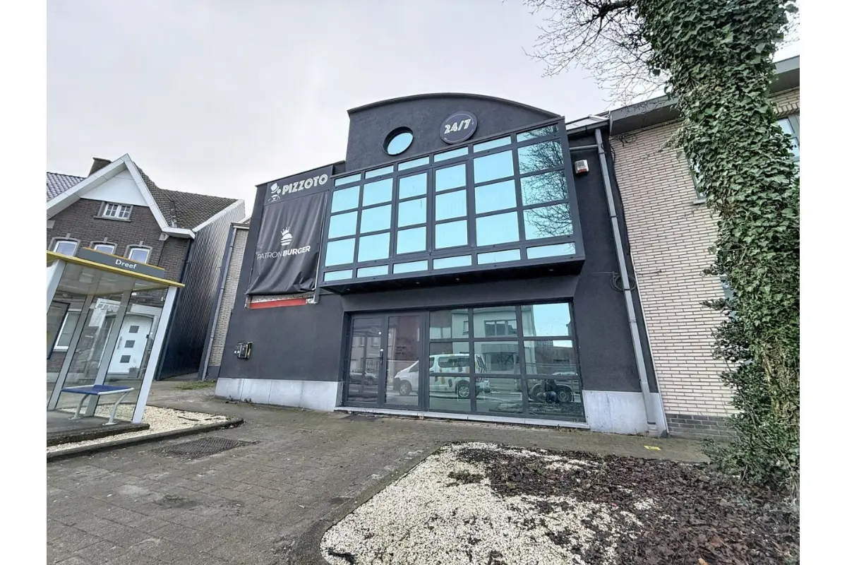 Handelszaak te  koop in Haaltert 9450 275000.00€  slaapkamers m² - Zoekertje 729929