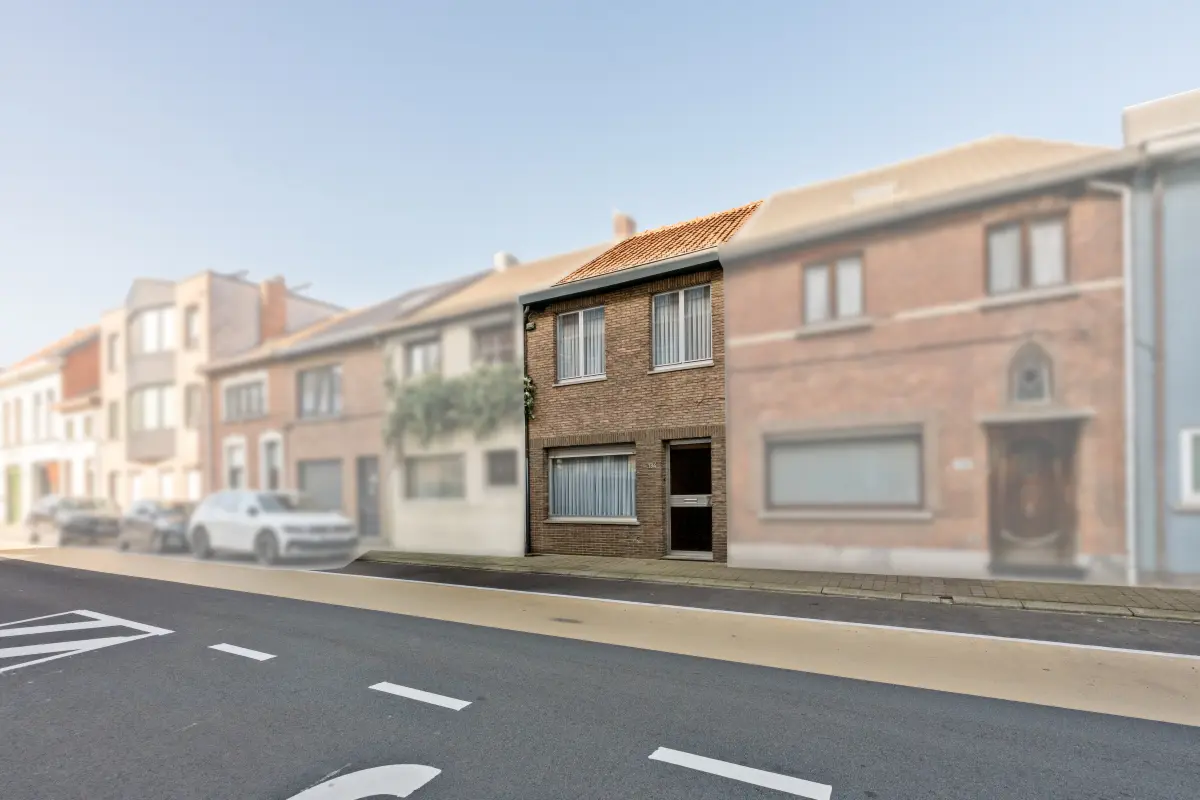 Huis te  koop in Sint-Niklaas 9100 235000.00€ 2 slaapkamers 126.00m² - Zoekertje 741096