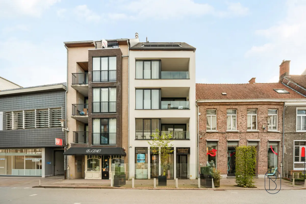 Handelszaak te  koop in Deinze 9800 285000.00€  slaapkamers 84.00m² - Zoekertje 730898
