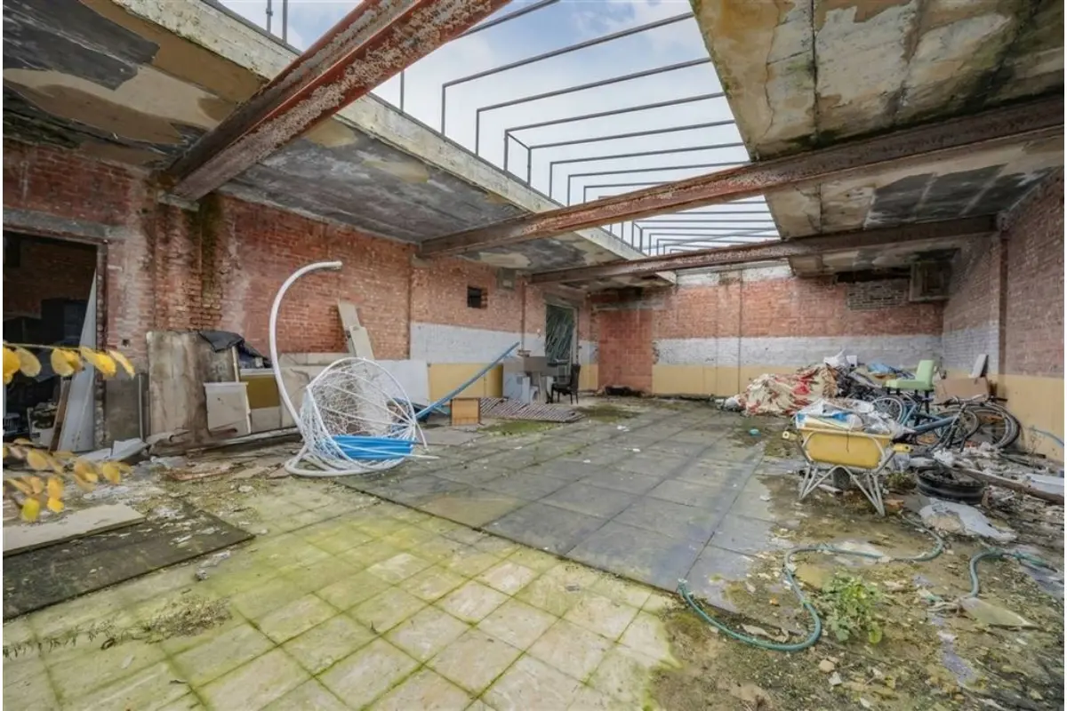 Huis te  koop in Sint-Niklaas 9100 410000.00€ 4 slaapkamers 196.00m² - Zoekertje 732090