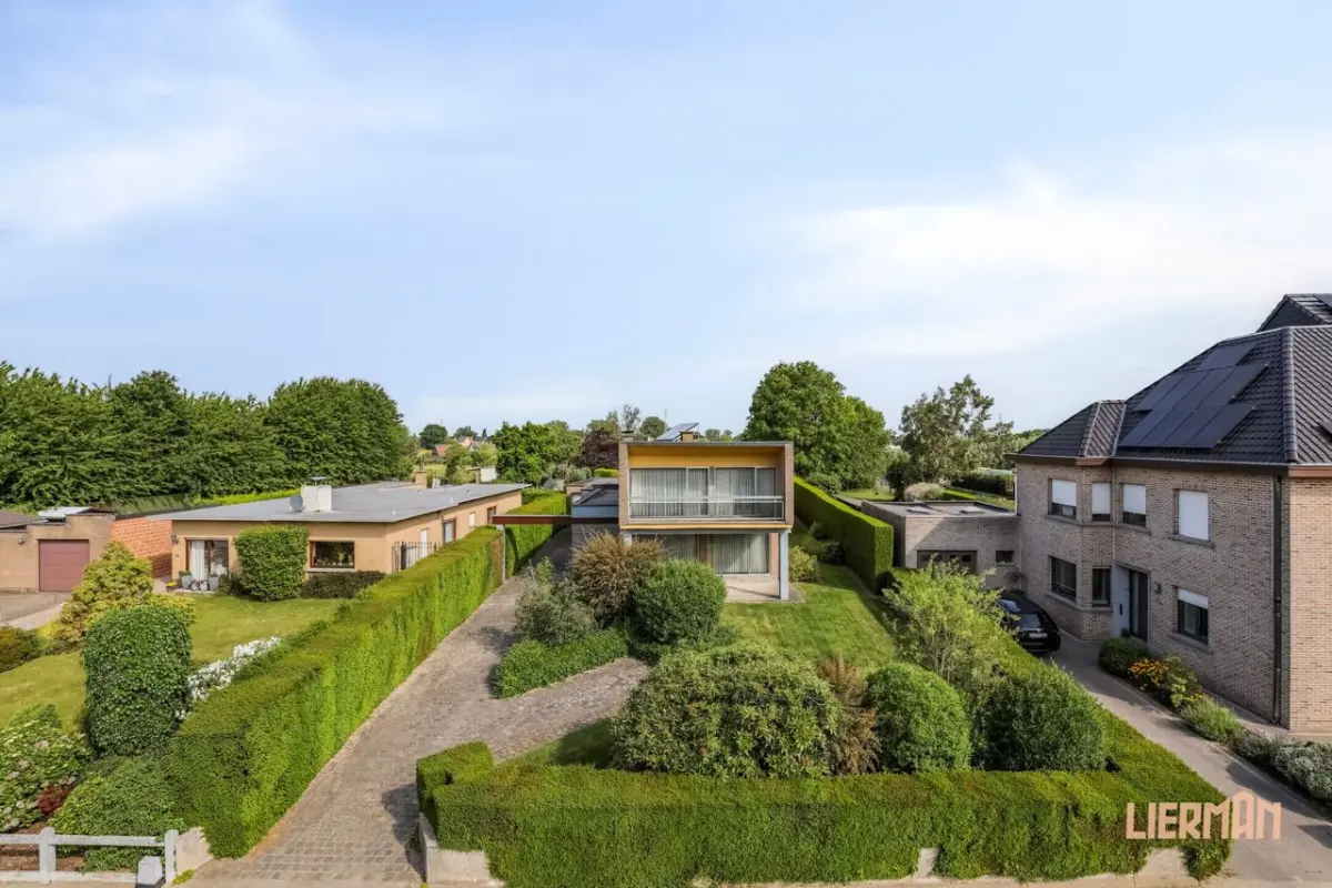 Huis te  koop in Nieuwerkerken 9320 495000.00€ 4 slaapkamers 230.00m² - Zoekertje 731561