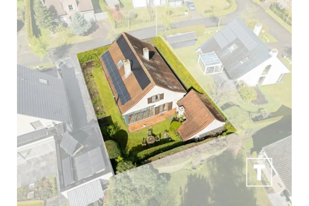 Huis te  koop in De Pinte 9840 525000.00€ 4 slaapkamers 223.00m² - Zoekertje 732022