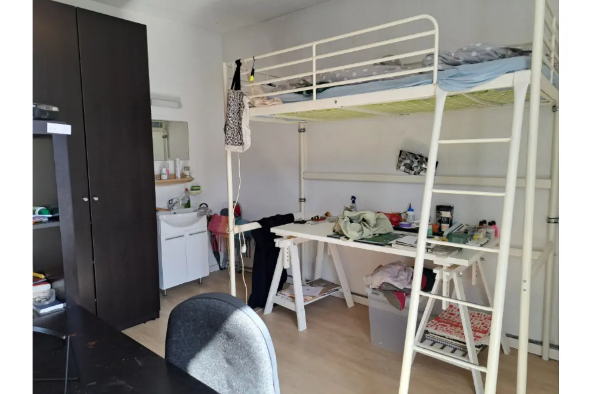 Appartement te  huur in Gent 9000 465.00€  slaapkamers m² - Zoekertje 732771