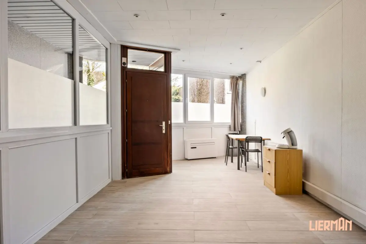 Handelszaak te  koop in Hofstade 9308 115000.00€  slaapkamers m² - Zoekertje 736189