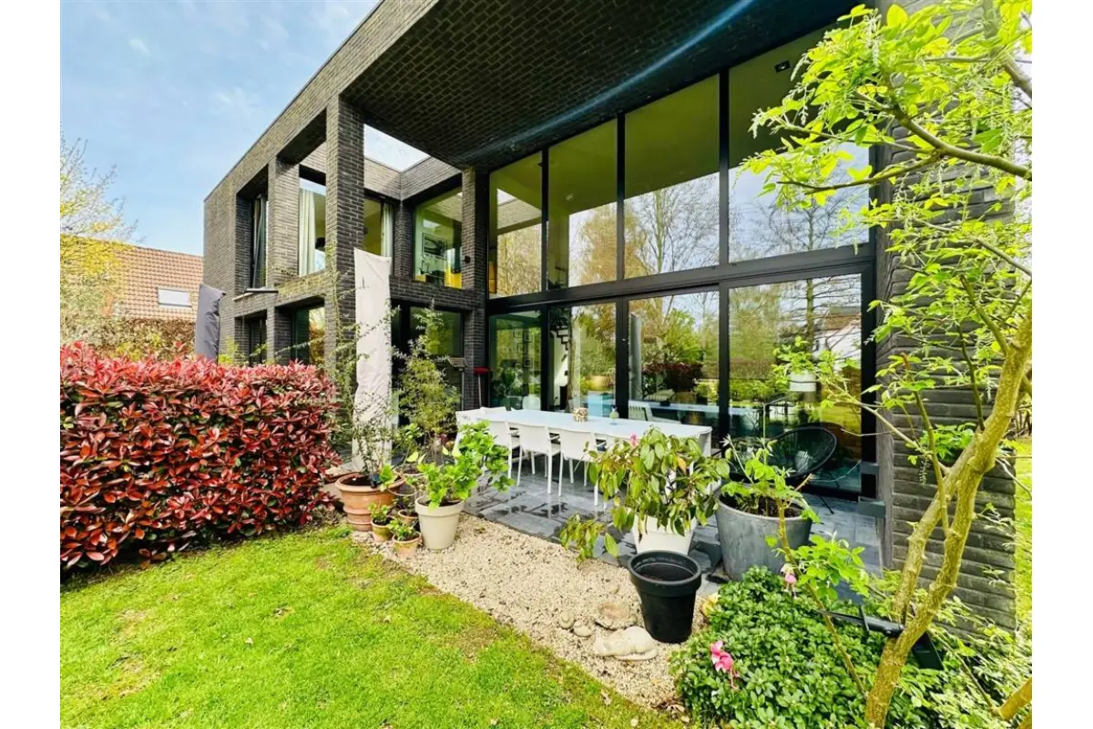 Huis te  koop in Tielrode 9140 855000.00€ 2 slaapkamers 305.00m² - Zoekertje 735838