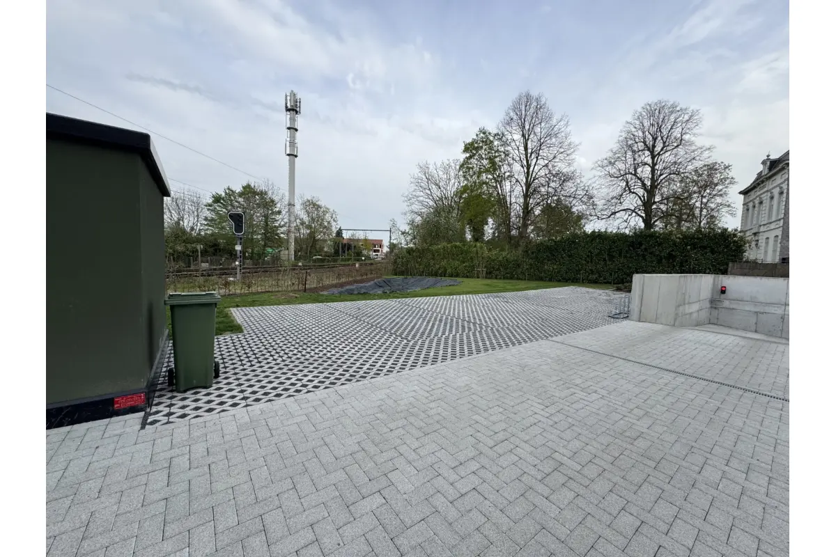 Parking & garage te  koop in Lede 9340 11000.00€  slaapkamers m² - Zoekertje 736327