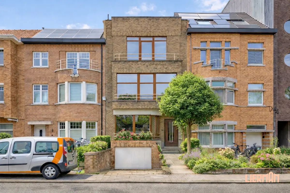 Kasteel te  koop in Aalst 9300 479000.00€ 4 slaapkamers 223.00m² - Zoekertje 737058