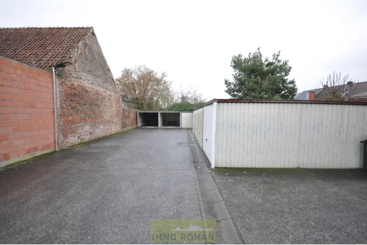Parking & garage te  huur in Brakel 9660 75.00€  slaapkamers m² - Zoekertje 737173