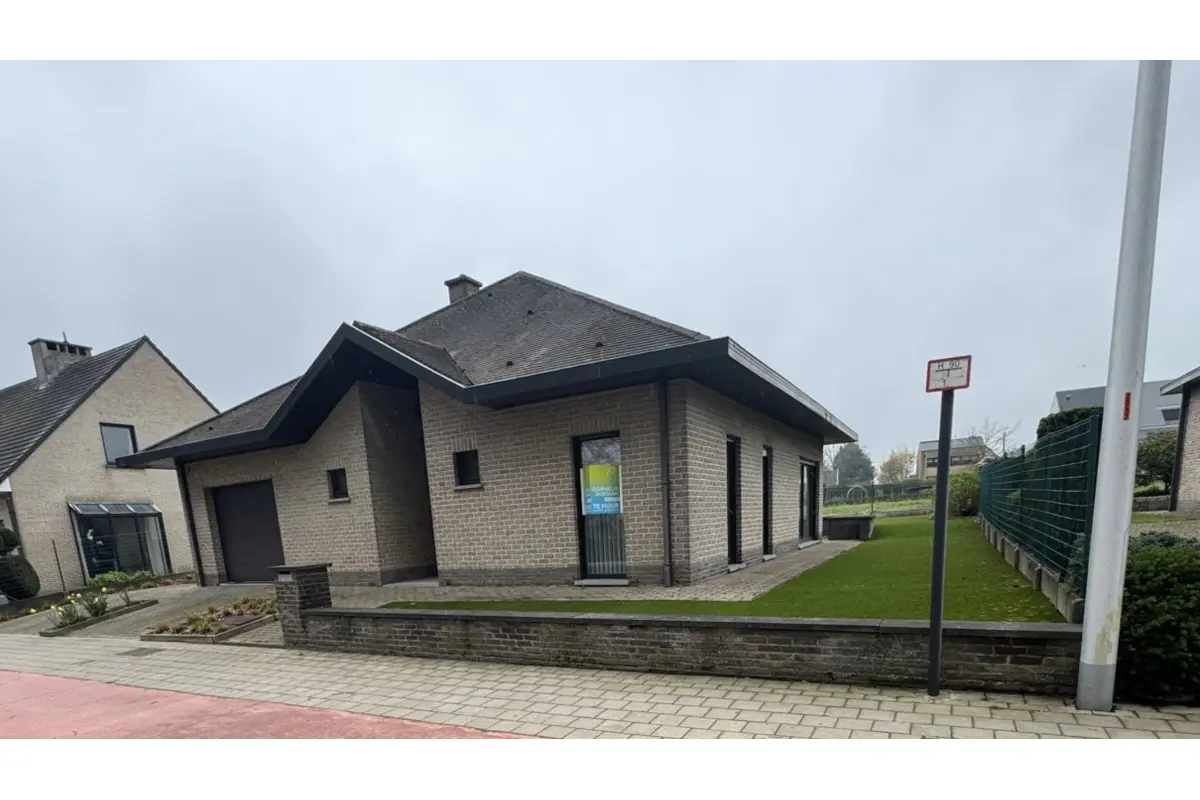 Huis te  huur in Lede 9340 950.00€ 2 slaapkamers 101.00m² - Zoekertje 736786
