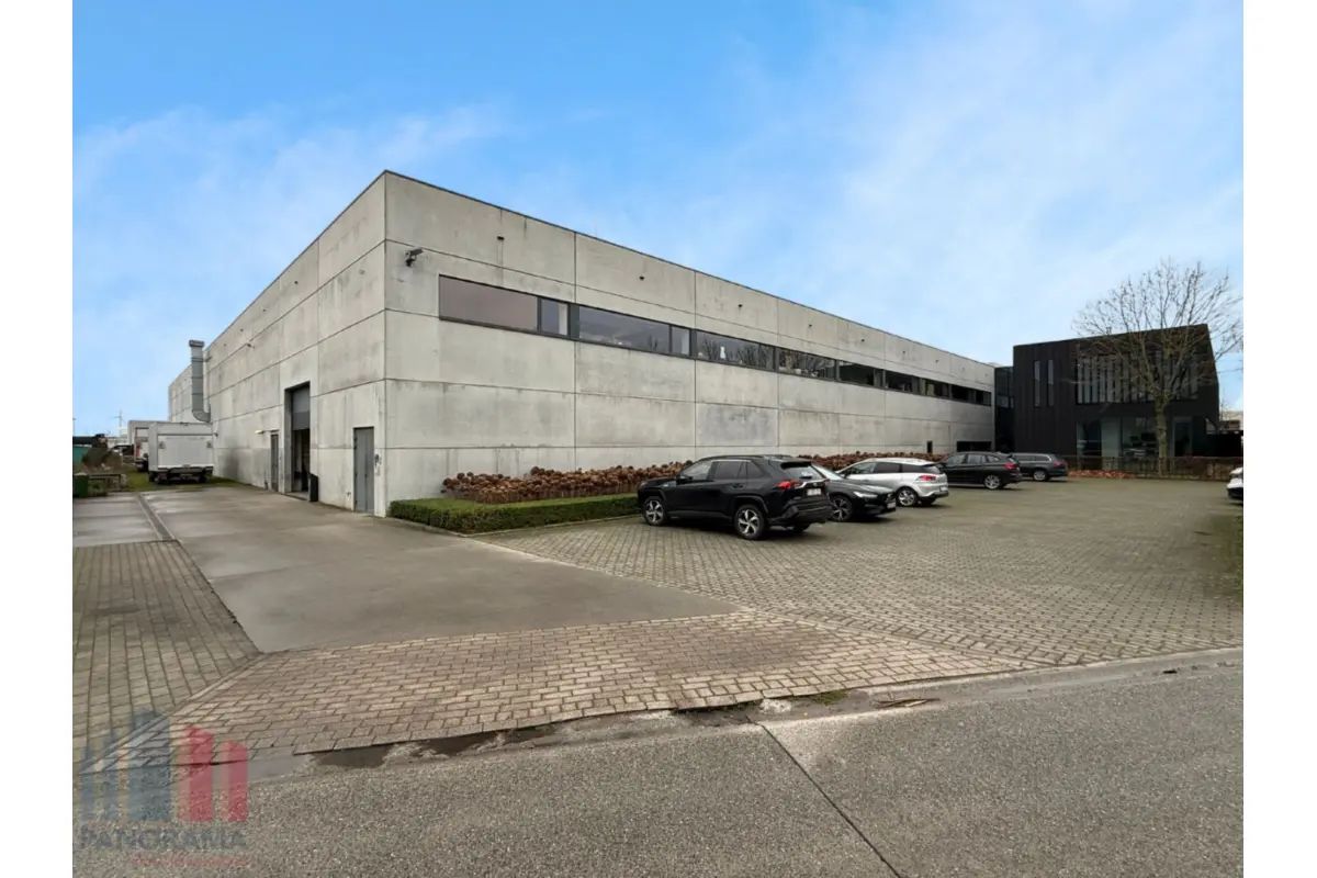 Handelszaak te  huur in Evergem 9940 13500.00€  slaapkamers 1974.00m² - Zoekertje 738951