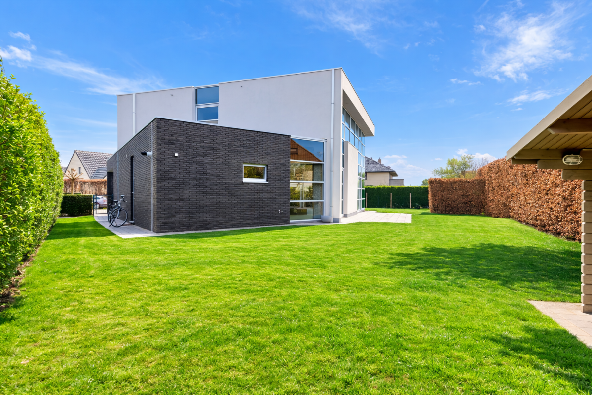 Huis te  koop in Merelbeke 9820 839000.00€ 4 slaapkamers 318.00m² - Zoekertje 738262