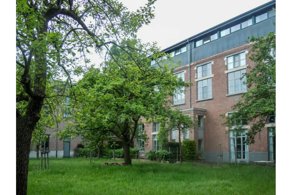 Appartement te  huur in Gent 9000 3499.00€  slaapkamers m² - Zoekertje 740035