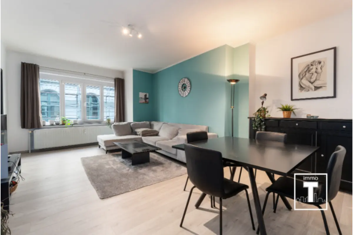 Appartement te  koop in Gent 9000 317000.00€ 2 slaapkamers 84.00m² - Zoekertje 740809