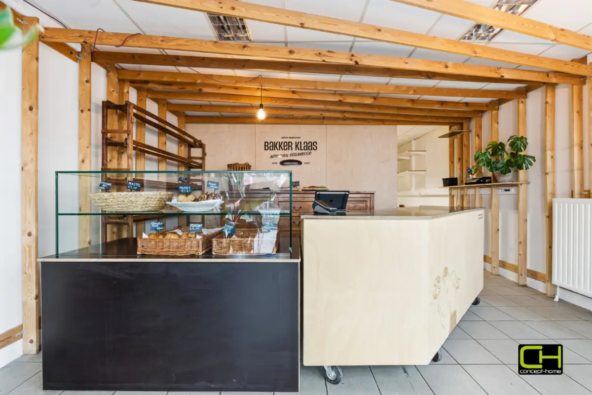 Handelszaak te  koop in Mariakerke 9030 195000.00€  slaapkamers 85.00m² - Zoekertje 740900