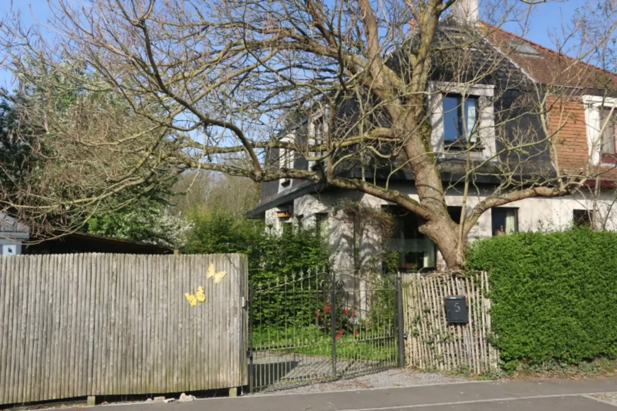 Huis te  huur in Melle 9090 1390.00€ 3 slaapkamers 199.00m² - Zoekertje 742390