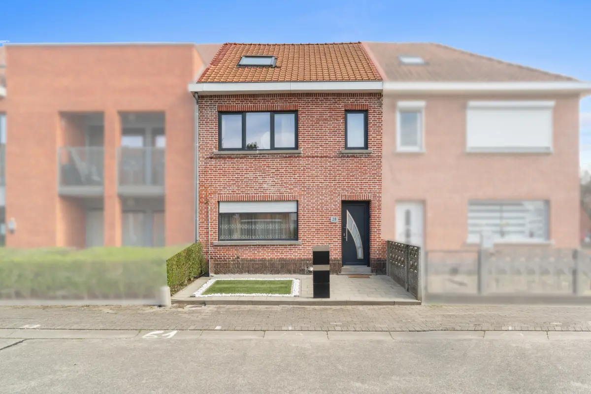 Huis te  koop in Dendermonde 9200 390000.00€ 4 slaapkamers 152.00m² - Zoekertje 741558