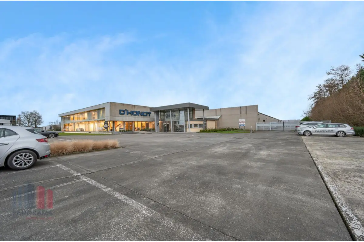 Handelszaak te  huur in Zingem 9750 0.00€  slaapkamers 7400.00m² - Zoekertje 742382