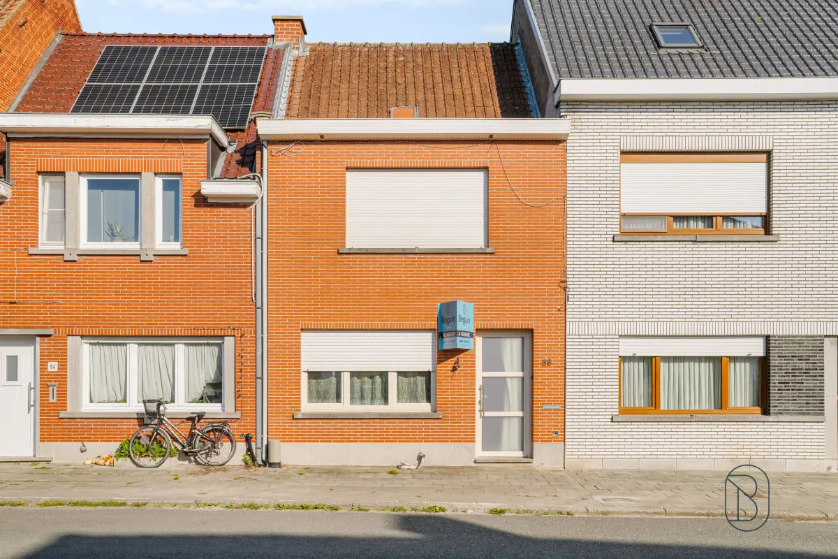 Huis te  koop in Ronse 9600 165000.00€ 2 slaapkamers 226.00m² - Zoekertje 741618