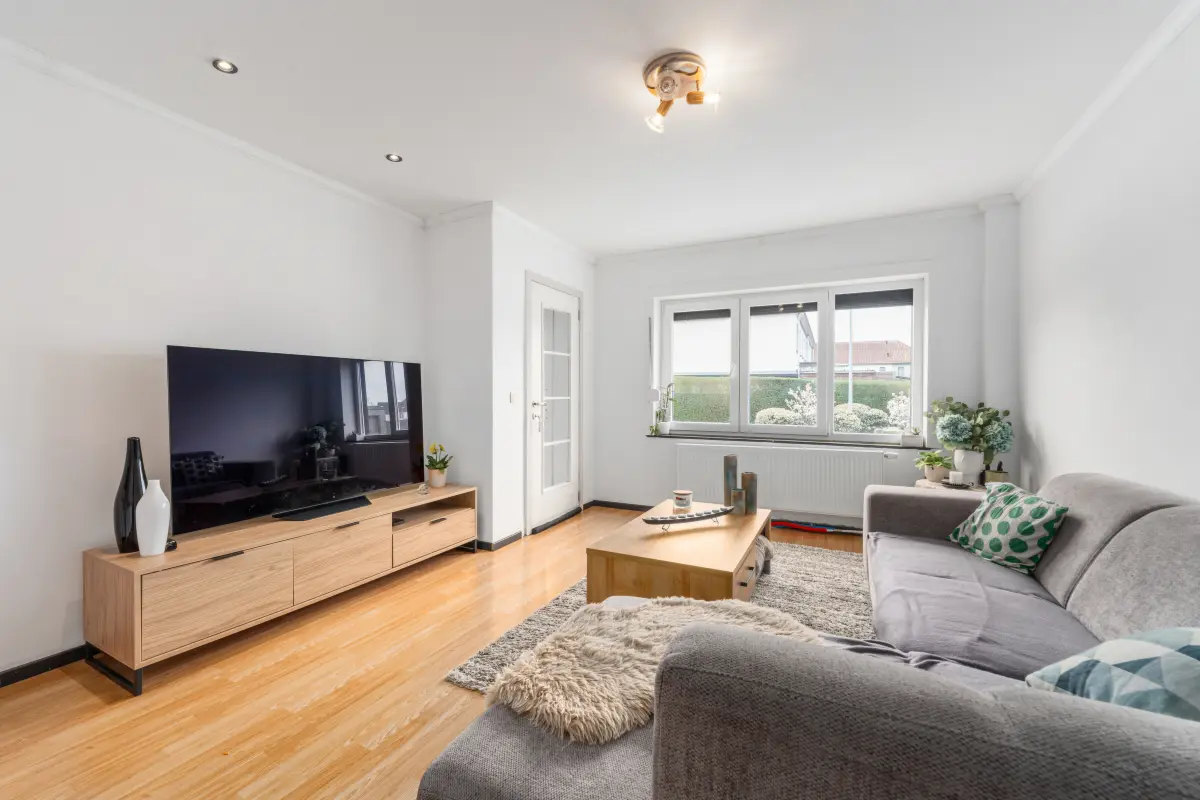 Huis te  koop in Dendermonde 9200 299000.00€ 3 slaapkamers 140.00m² - Zoekertje 742712