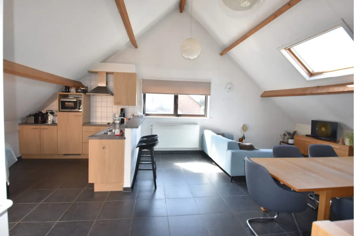 Appartement te  huur in Sint-Niklaas 9100 695.00€  slaapkamers m² - Zoekertje 742535