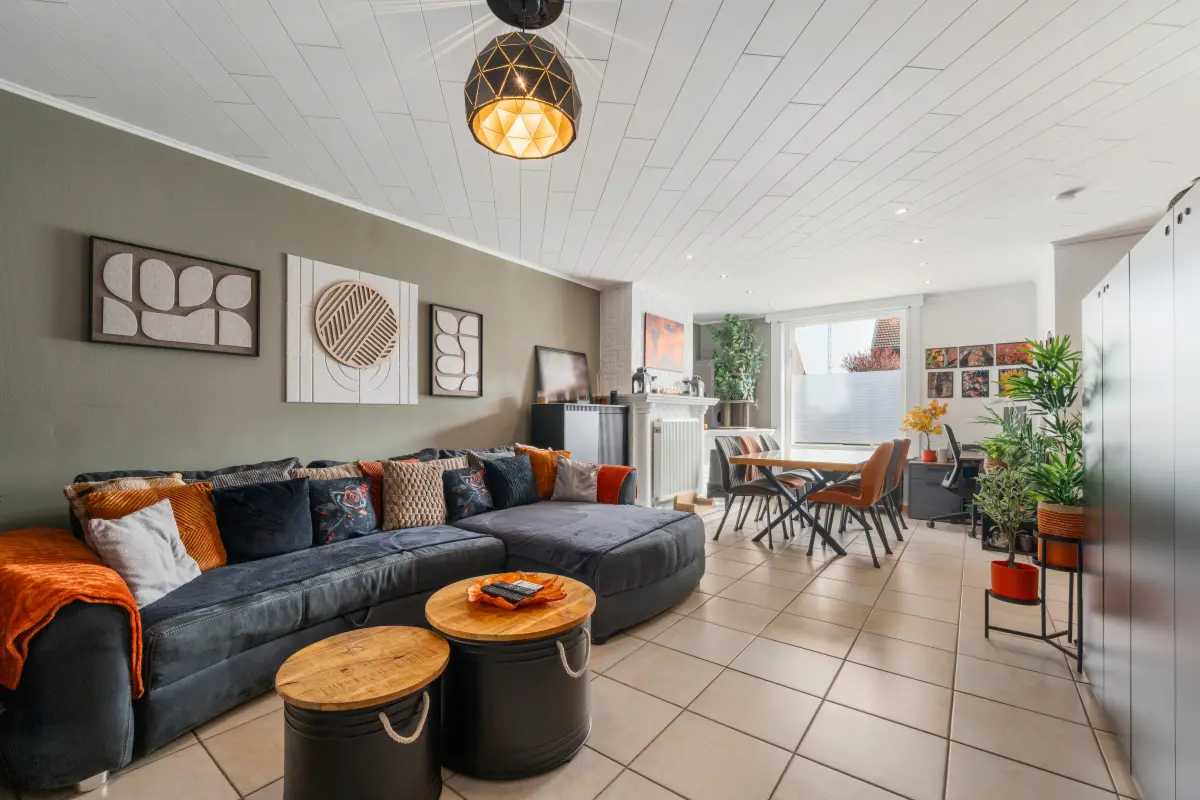 Huis te  koop in Dendermonde 9200 349000.00€ 2 slaapkamers 135.00m² - Zoekertje 742715