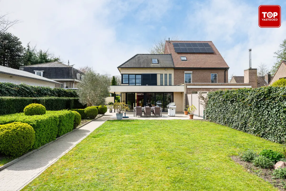 Huis te  koop in Mariakerke 9030 749000.00€ 4 slaapkamers 229.00m² - Zoekertje 743001