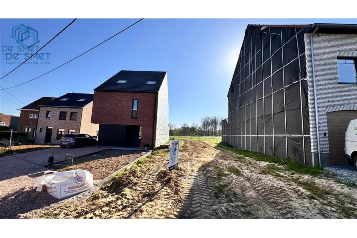 Bouwgrond te  koop in Geraardsbergen 9500 145000.00€  slaapkamers m² - Zoekertje 743181