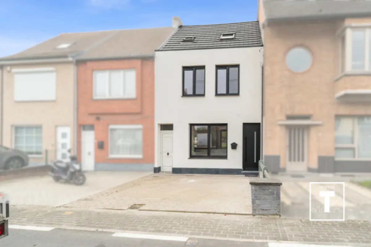 Huis te  koop in Melle 9090 449000.00€ 3 slaapkamers 124.00m² - Zoekertje 743330